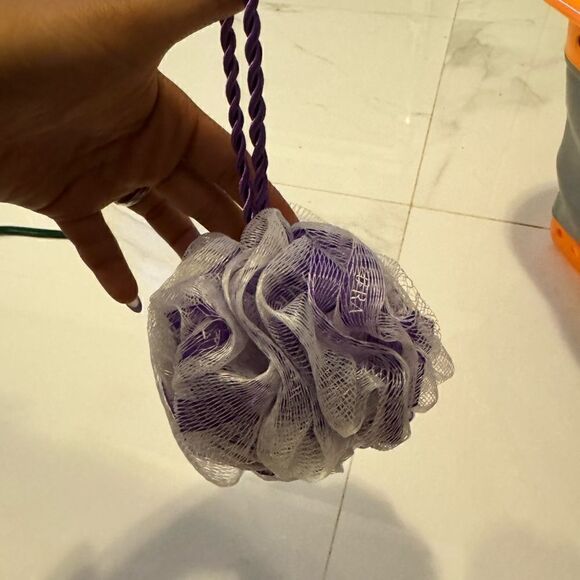 Jafra purple loofah #18 - Picture 1 of 4